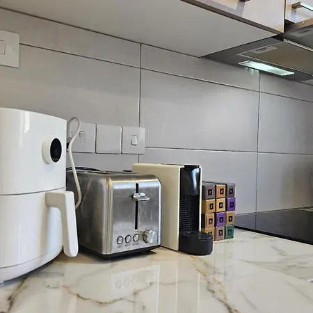 Digital Den Apartment Larnaca