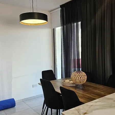 アパート Digital Den *