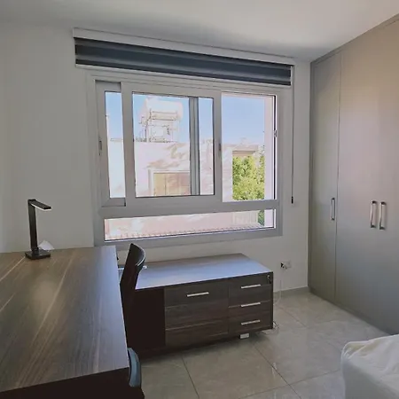 Digital Den Apartment Larnaka